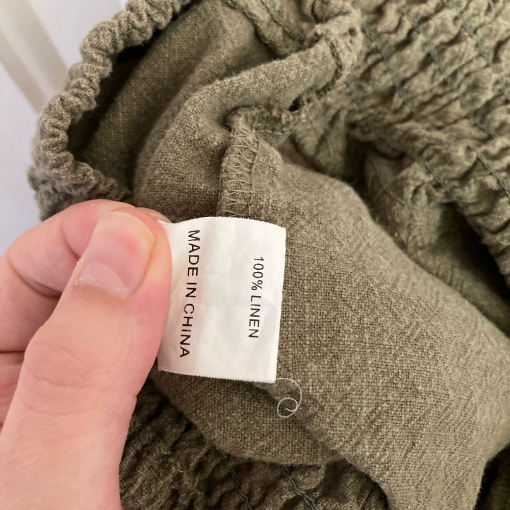 Smocked waist Linen Pants - Picture 3 of 7